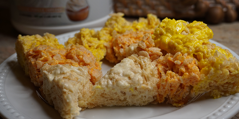 CRUSH IT! Café: Candy Corn Rice Crispies