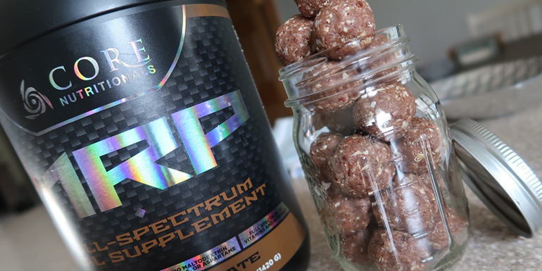 CRUSH IT! Café: Double Chocolate Protein Balls