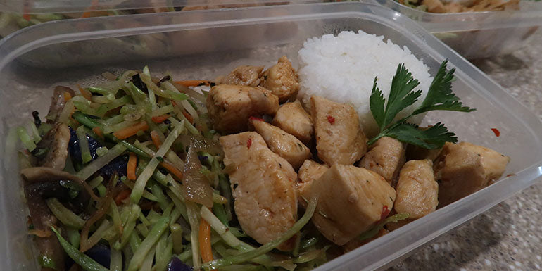 CRUSH IT! Café: Thai Peanut Chicken Stirfry